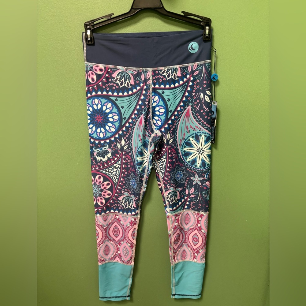 Vibrant Patterned Girls Leggings NWT